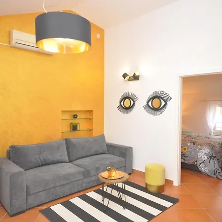 Kala Main Square Apartman Porec