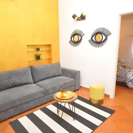 Kala Main Square Apartamento