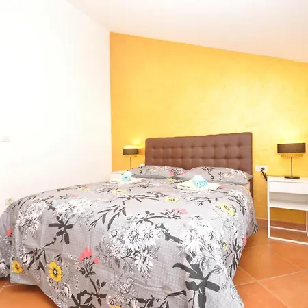 Kala Main Square Apartman *