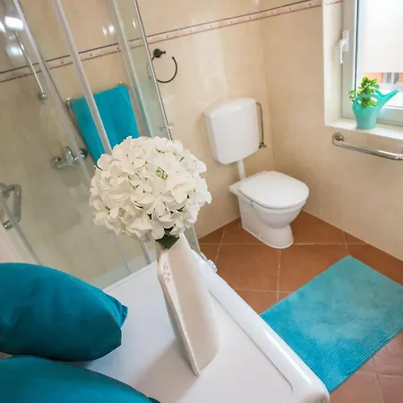 Kala Main Square Apartman *