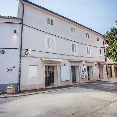 Kala Main Square Apartman Porec